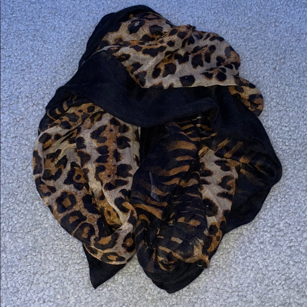 scarf - Picture 2 of 2